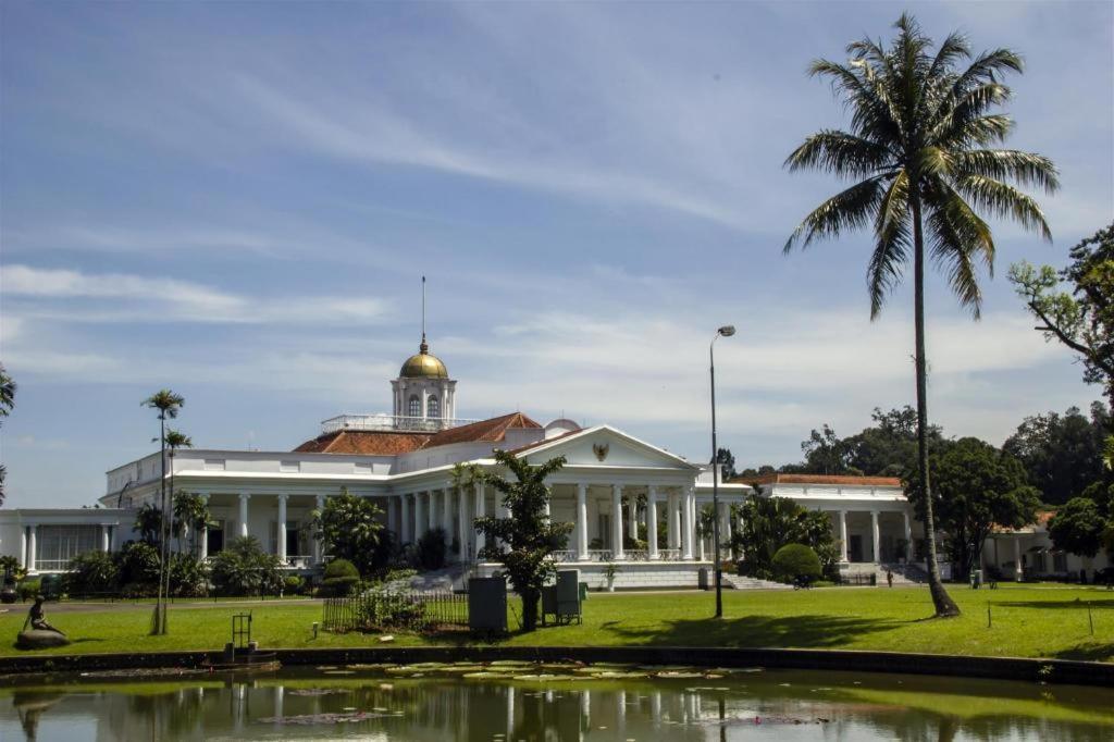 Arch Hotel Bogor Exterior foto