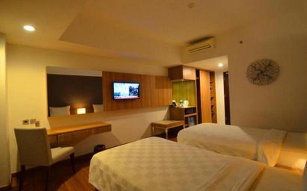 Arch Hotel Bogor Exterior foto