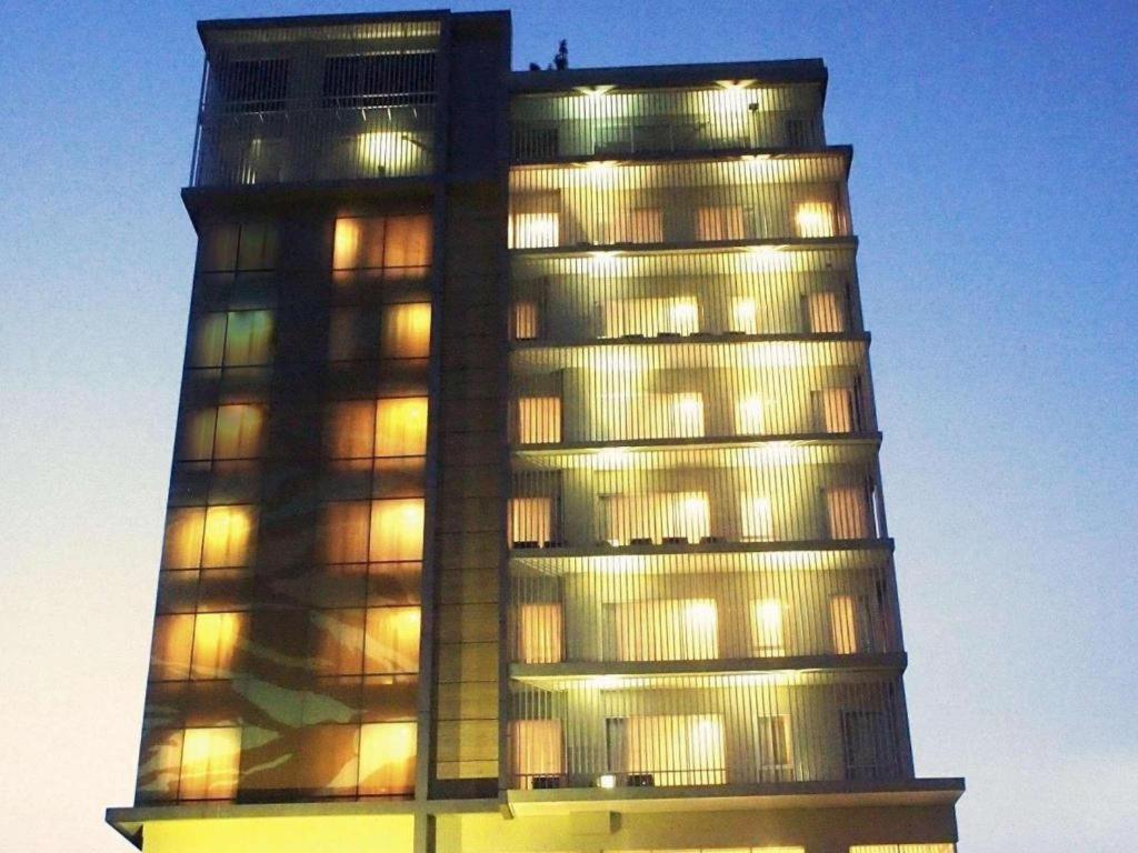 Arch Hotel Bogor Exterior foto